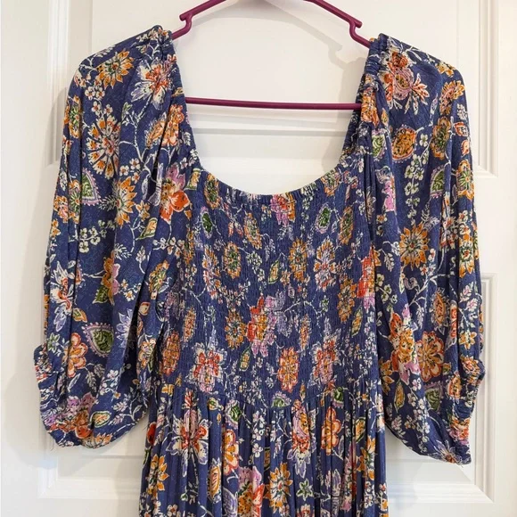 Floral Maxi Dress - Picture 2 of 5